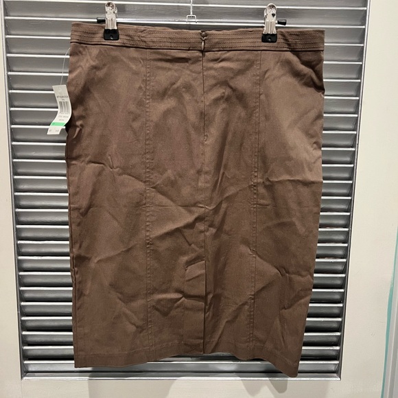 8 89th & Madison NEW MOCHA BROWN Pencil Skirt BACK SLIT ZIPPER WAIST - Picture 2 of 5